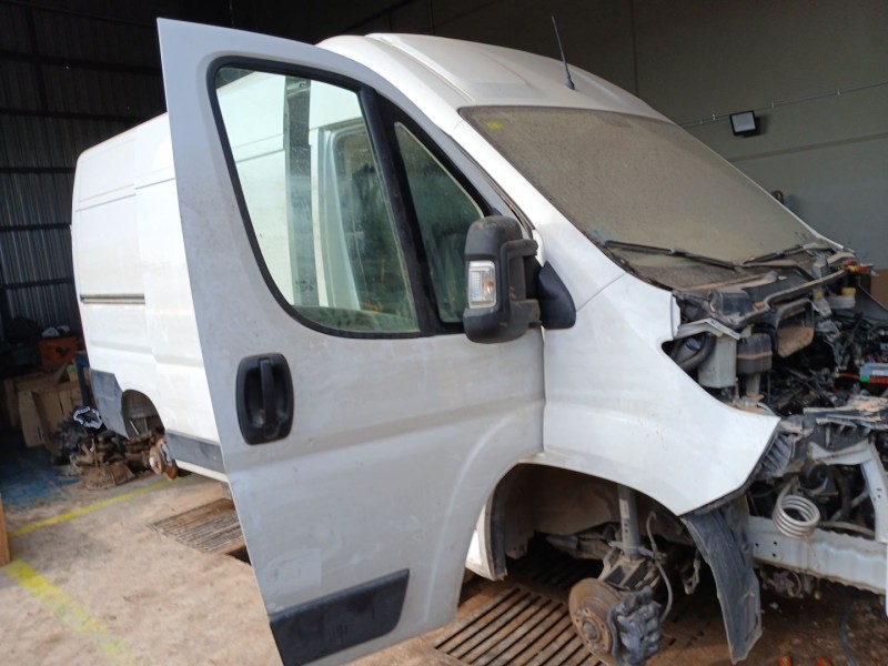 PEUGEOT BOXER FURGONETA