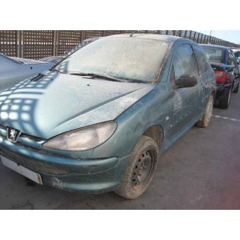 peugeot 206 berlina del año 2000