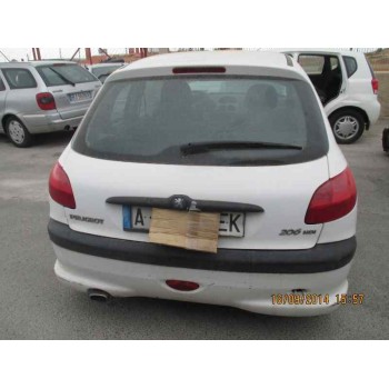 peugeot 206 berlina del año 2000