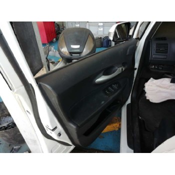 toyota auris del año 2012