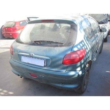 peugeot 206 berlina del año 2000