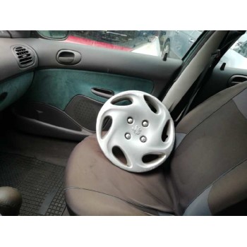 peugeot 206 berlina del año 2001