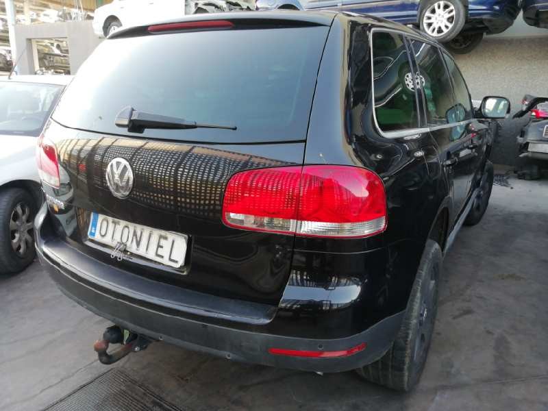VOLKSWAGEN TOUAREG (7LA)