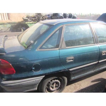 opel astra f berlina del año 1997
