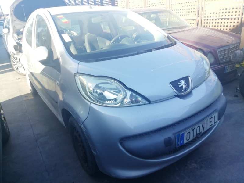 PEUGEOT 107
