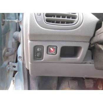 peugeot 206 berlina del año 2000