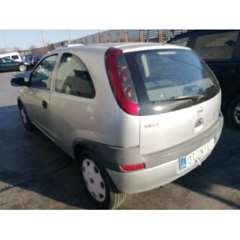 opel corsa c del año 2001