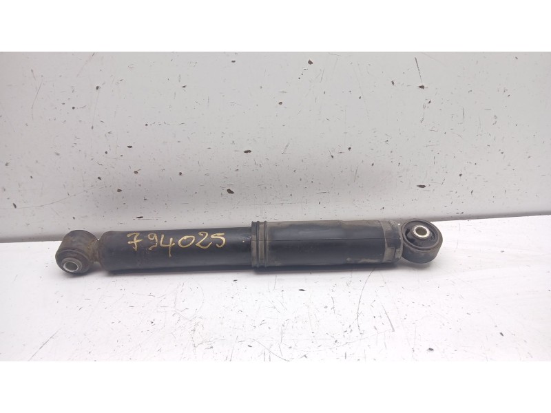 Recambio de amortiguador trasero para fiat 500 (312_) 1.3 d multijet (312axb1a) referencia OEM IAM 50709731  