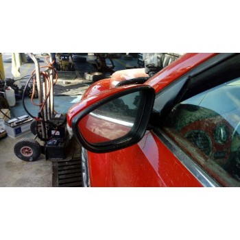 volkswagen beetle del año 2013