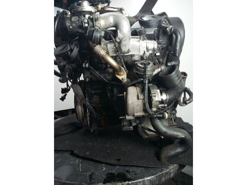 Recambio de motor completo para volkswagen passat berlina (3b2) comfortline referencia OEM IAM ATJ M 