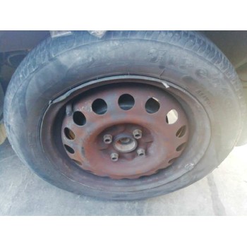 peugeot 107 del año 2006