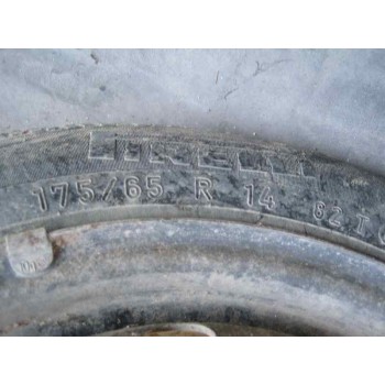 peugeot 206 berlina del año 2000