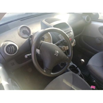 peugeot 107 del año 2006