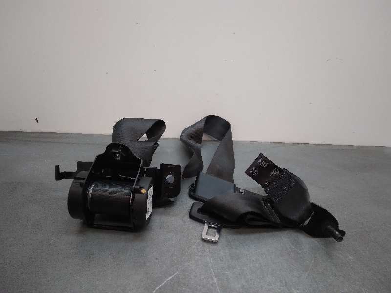Recambio de cinturon seguridad trasero izquierdo para ford mustang gt referencia OEM IAM MR3BC699D74  