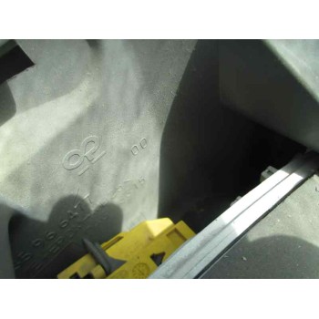 peugeot 206 berlina del año 2000