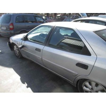 citroën xantia berlina del año 2000