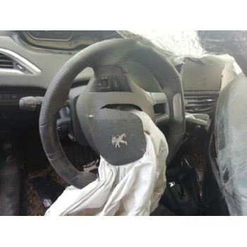 peugeot 208 del año 2019