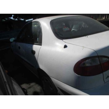 daewoo lanos del año 2000