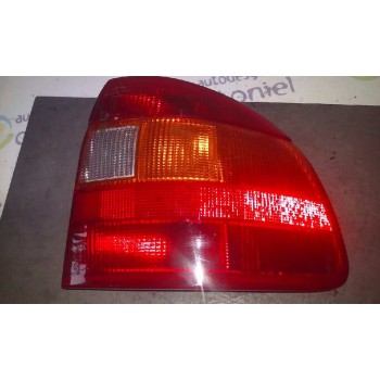 PILOTO TRASERO DERECHO 4P 