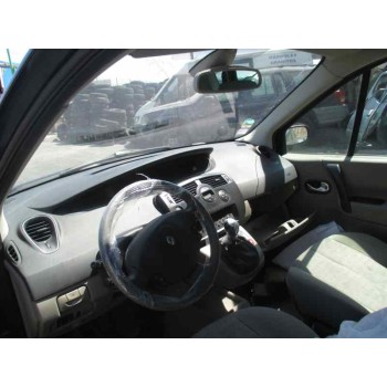 renault grand scenic del año 2004