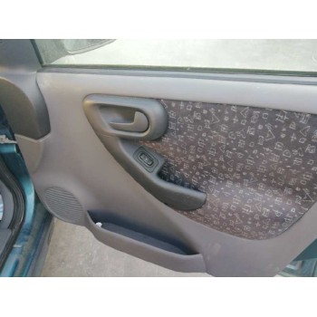 opel corsa c del año 2002