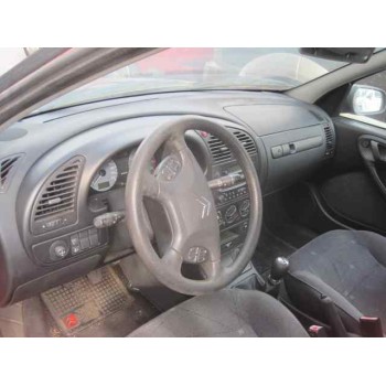 citroën xsara berlina del año 2001