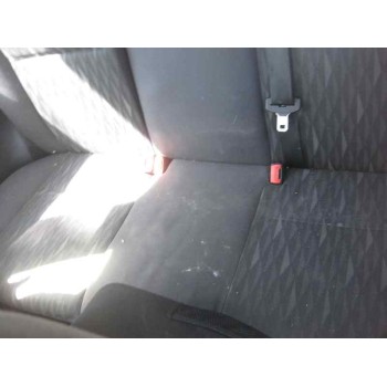 ford focus berlina (cak) del año 2004