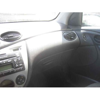 ford focus berlina (cak) del año 2004