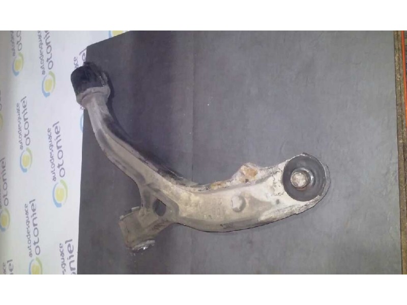 Recambio de brazo suspension inferior delantero izquierdo para chrysler voyager (gs) 2.5 td referencia OEM IAM   