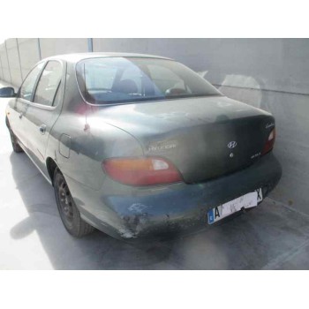 hyundai lantra berlina (rd) del año 1996