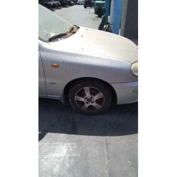 daewoo lanos del año 2000