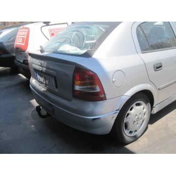 opel astra g berlina del año 2001