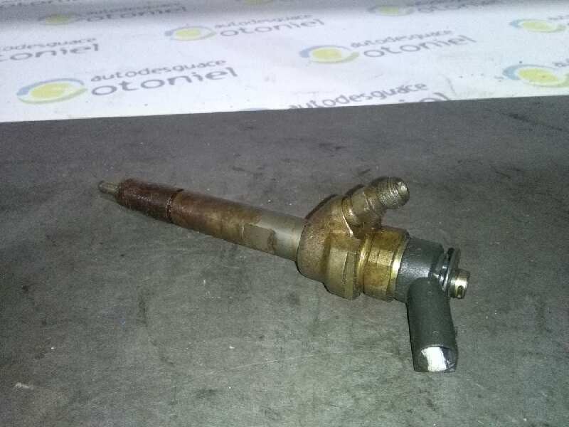 Recambio de inyector para bmw serie 1 berlina (e81/e87) 116d referencia OEM IAM 7798446 X1 BOSCH