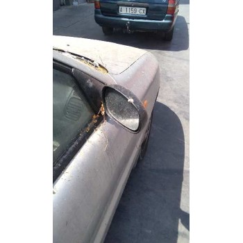 daewoo lanos del año 2000