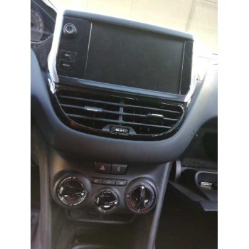 peugeot 208 del año 2017