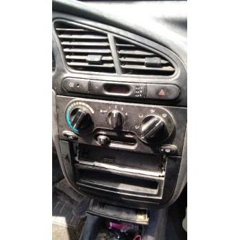 daewoo lanos del año 2000