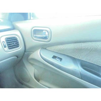 nissan almera (n16/e) del año 2001