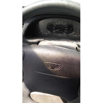 daewoo lanos del año 2000