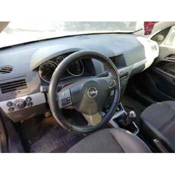 opel astra h berlina del año 2006