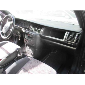 opel vectra b berlina del año 1996