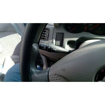 nissan micra (k11) del año 2001