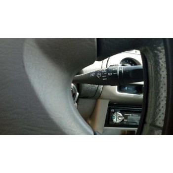 nissan micra (k11) del año 2001