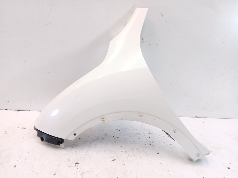 Recambio de aleta delantera izquierda para nissan juke (f15) 1.2 dig-t referencia OEM IAM F3A0A1KKAA  