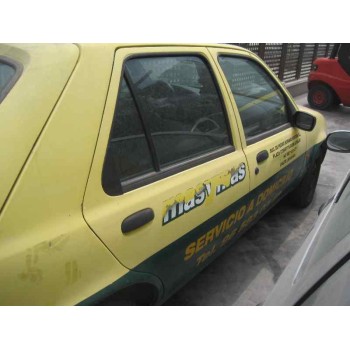 ford fiesta berlina del año 1998