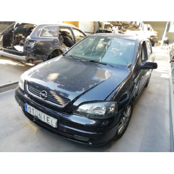 opel astra g berlina del año 2004