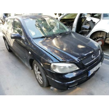 opel astra g berlina del año 2004