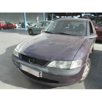 opel vectra b berlina del año 1996