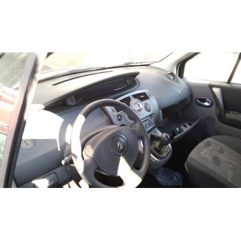 renault scenic ii del año 2004