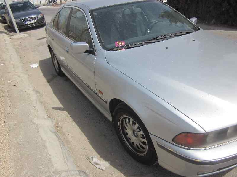 bmw serie 5 berlina (e39) del año 1998