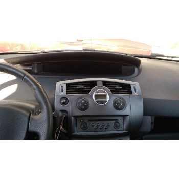 renault scenic ii del año 2004